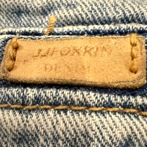 **Women’s Ililily Jean Shorts – Size Medium** - Picture 4 of 4